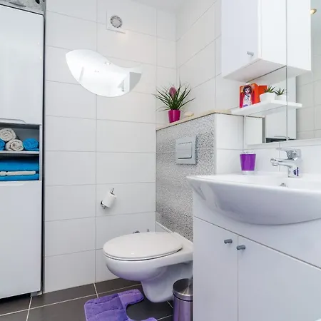 Sun Apartment